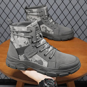 F602 - Boots (bottes) Militaire pour homme, très resistant