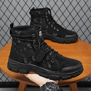 F602 - Boots (bottes) Militaire pour homme, très resistant